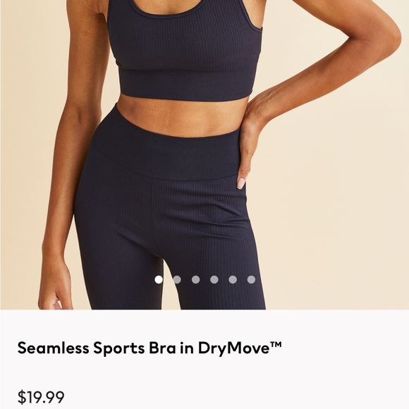 H&M - Seamless Sports Bra in DryMove - Picture 5 of 7
